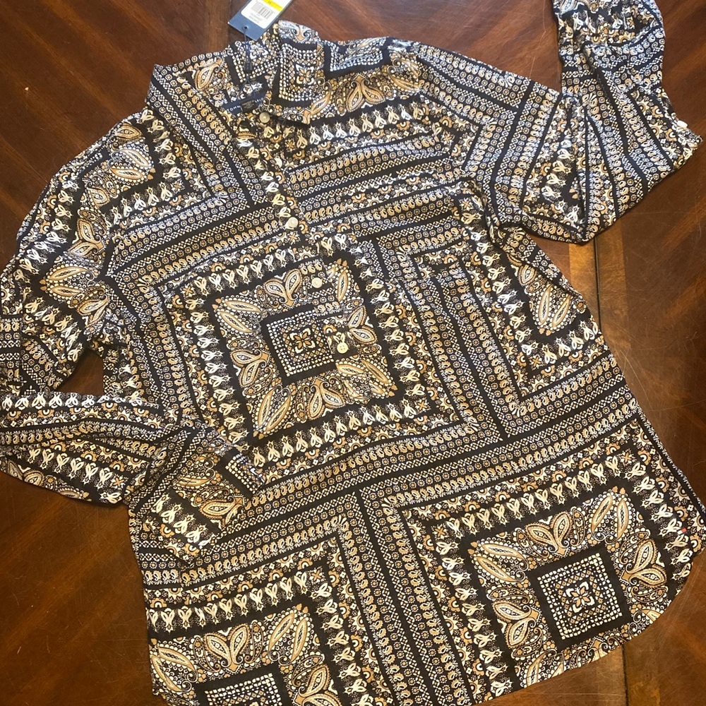 Elegant Paisley Button Down Shirt - Black and Cream